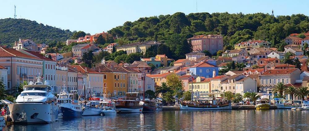 Appartement App With A Lovely Patio à Mali Lošinj Extérieur photo